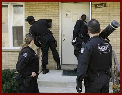 Locksmith Lock Store River Rouge, MI 313-879-0629 - 17-eviction-service