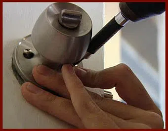 Locksmith Lock Store River Rouge, MI 313-879-0629 Locksmith Lock Store River Rouge, MI 313-879-0629 - 9-locks-change